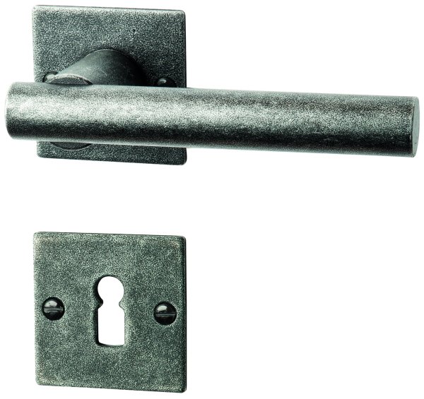 Rosettengarnitur in Eisen schwarz passiviert (BB). Rosette:52x52 mm, Griff: 125 mm Bild1